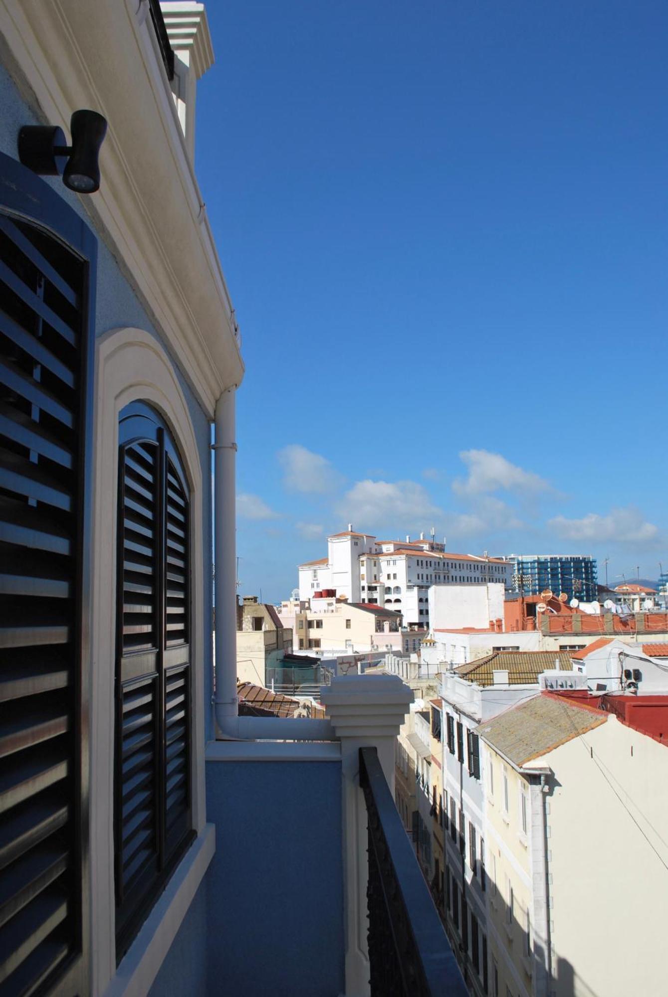Fabulous City Centre Apartment - Grand Central House Gibraltar Exterior foto