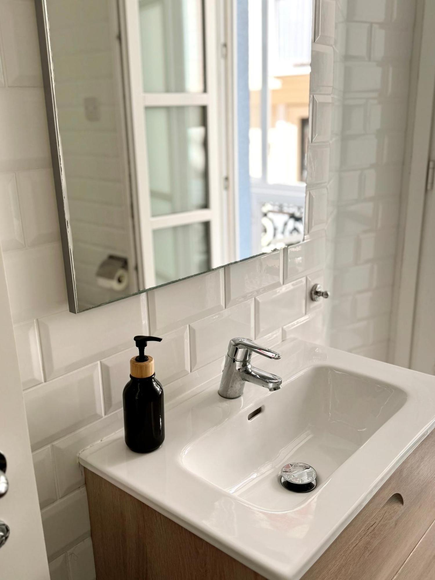 Fabulous City Centre Apartment - Grand Central House Gibraltar Exterior foto